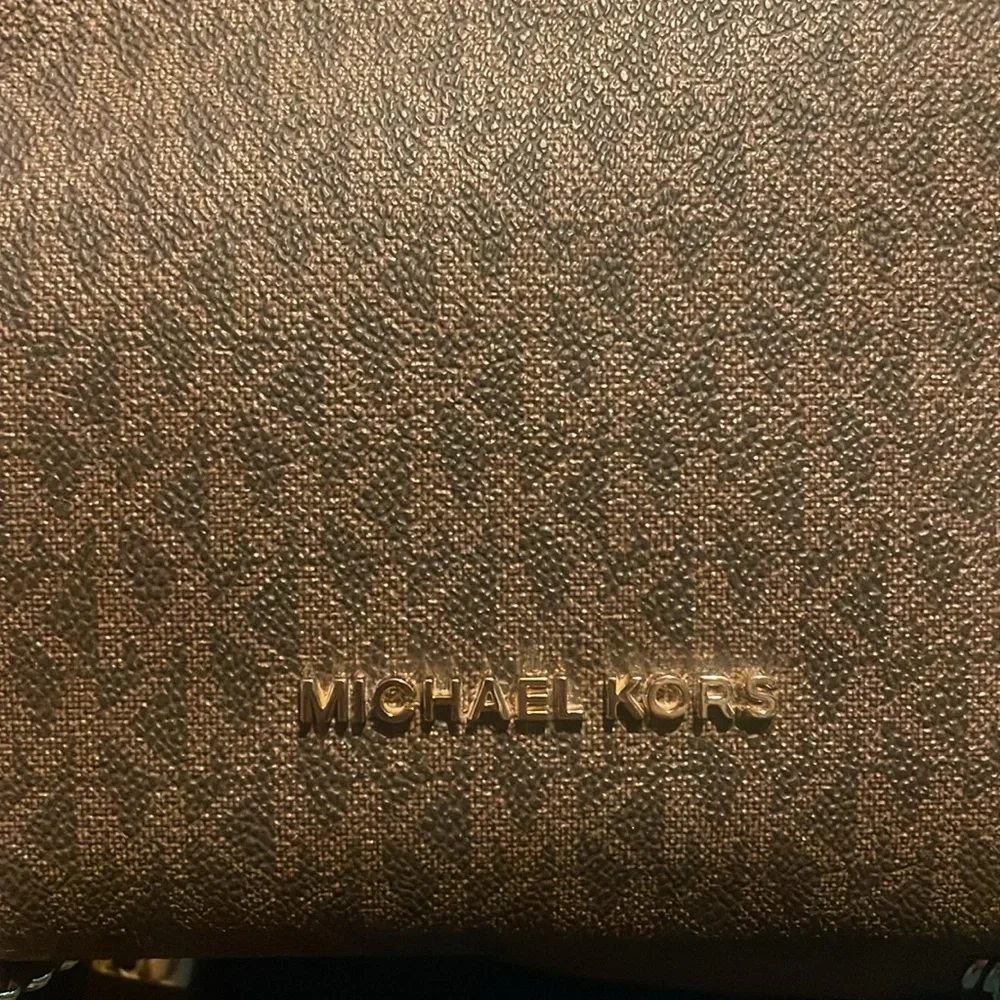 Brown and tan MK purse - Picture 4 of 4